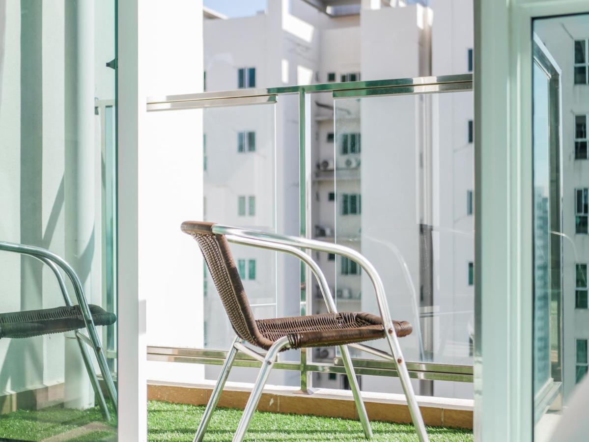 Penang Straits Garden Condominium Georgetown ภายนอก รูปภาพ